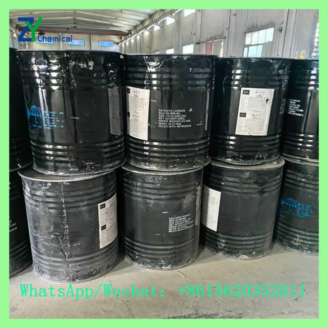 Nitrogen filled steel drums containing calcium carbide lumps 25-50mm ready for wholesale export